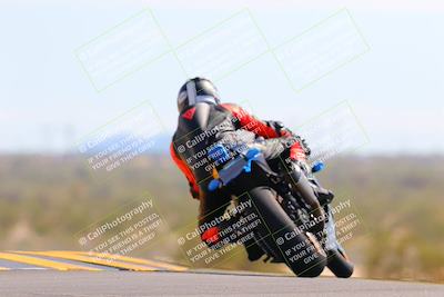 media/Oct-09-2022-SoCal Trackdays (Sun) [[95640aeeb6]]/Turn 9 Backside (120pm)/